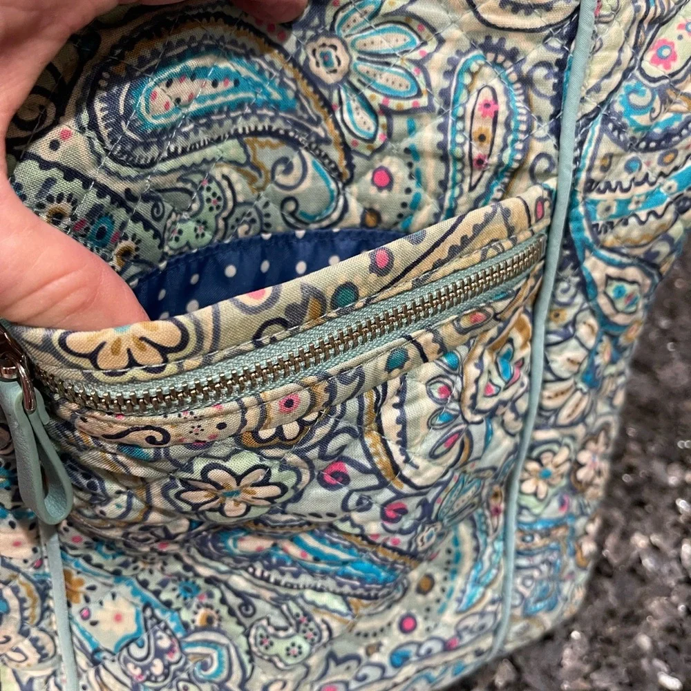Vera Bradley Turquoise Paisley QuiltedCrossbody Bag Retired Hipster